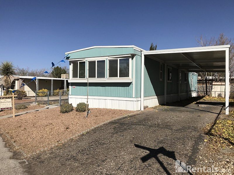 2nd image of 938 Fawn Ln