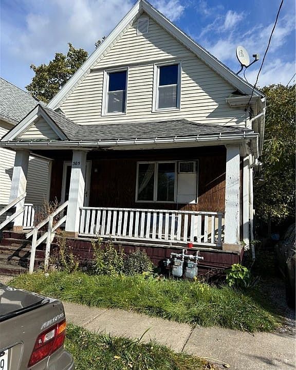 1st image of 305 Longnecker St