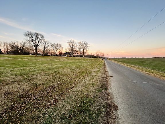 4th image of 1 Sugar Tree Rd