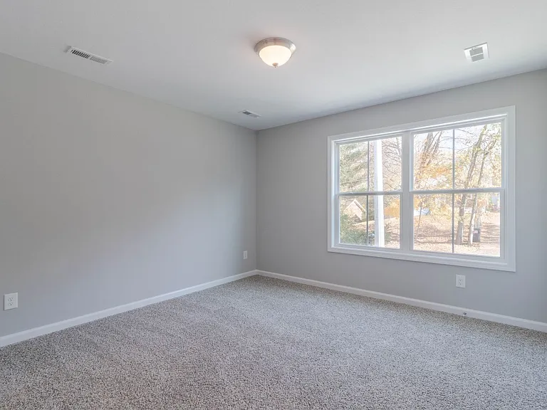 161 Hadley Dr — Photo 12