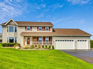 350 Sequoia Ct, Antioch, IL 60002