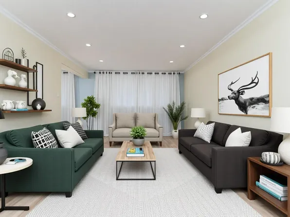 9925 83rd Ave NW #102, Edmonton, AB T6E 2B9