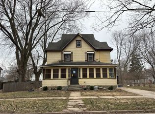 630 S Connecticut Ave, Mason City, IA 50401