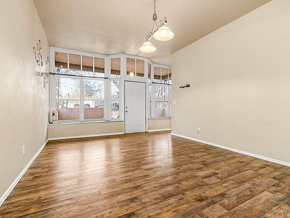 5th image of 2522 E Routt Ave