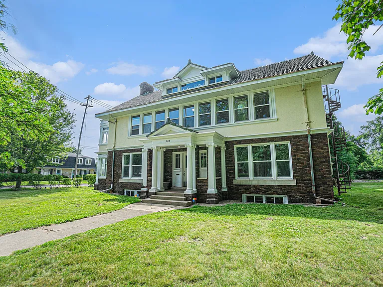 258 Capital Ave NE — Photo 12