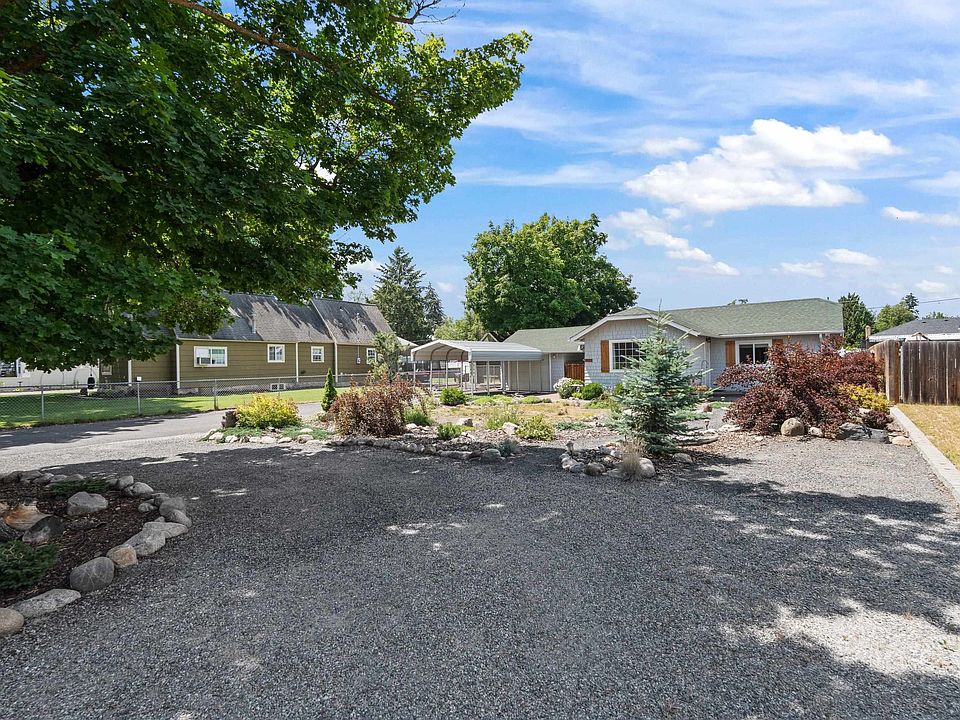 1st image of 3021 N Girard Rd