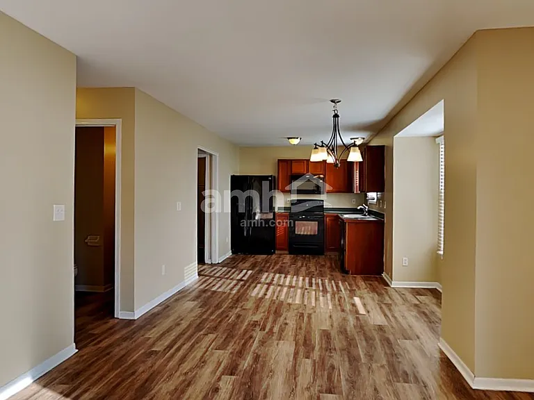 5785 Chase Run — Photo 4