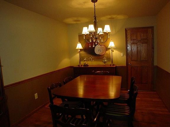 4th image of 2971 Stauffer Dr