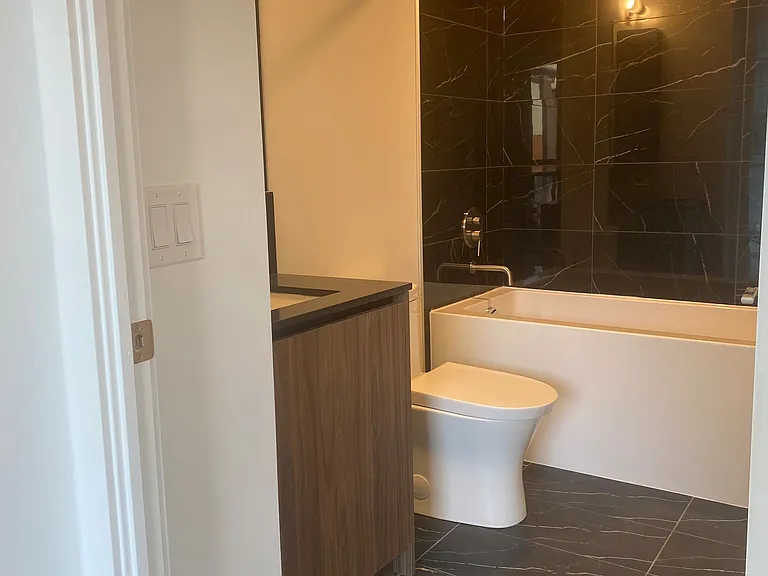 1100 Sheppard Ave N #231 — Photo 5