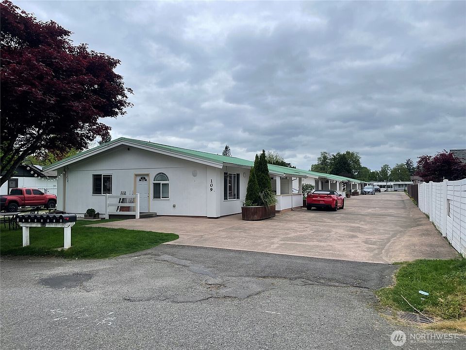 1st image of 109 4th Avenue SE
