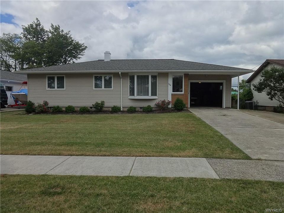 1st image of 980 Woodstock Ave