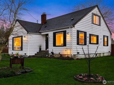627 Madison Street, Everett, WA, 98203