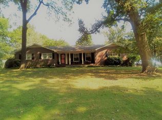 3713 Knollwood Dr, Anniston, AL 36207