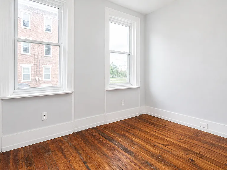 1720 N Marshall St #1 — Photo 3