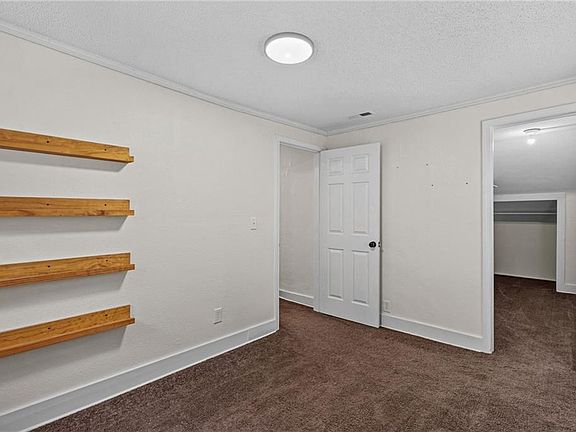 5th image of 522 S Cedar Ave