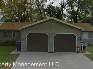 1209 De Pere St, Menasha, WI 54952