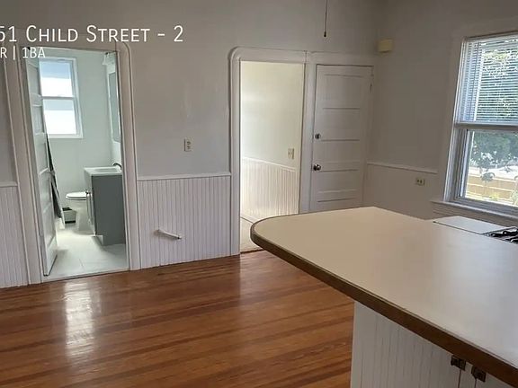 3rd image of 351 Child St #2