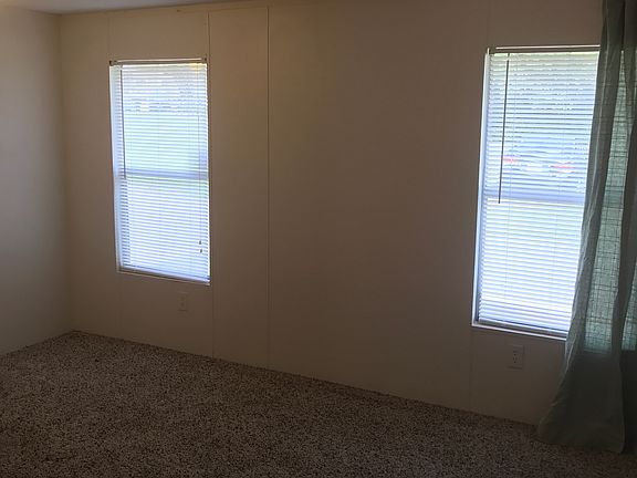 4th image of 113 Duckworth Ln SE