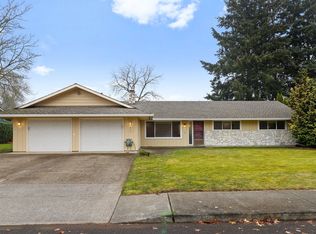 855 N Birch St, Canby, OR 97013