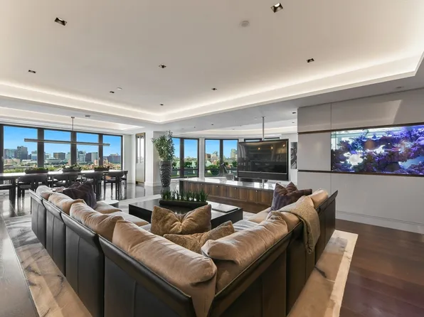 776 Boylston St Unit E11a, Boston, MA 02199