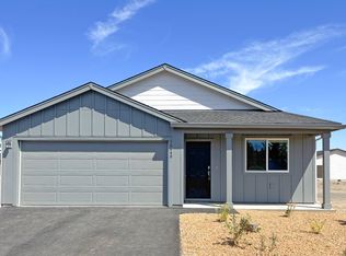 16640 Memorial Ln, La Pine, OR 97739