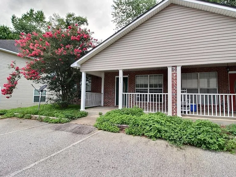 245 Timber Ridge Dr — Photo 6