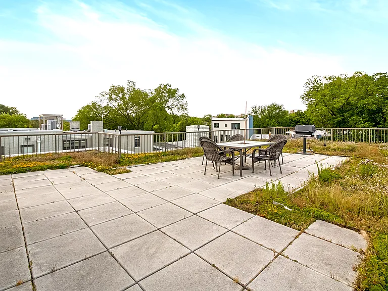 1310 K St SE #103 — Photo 25