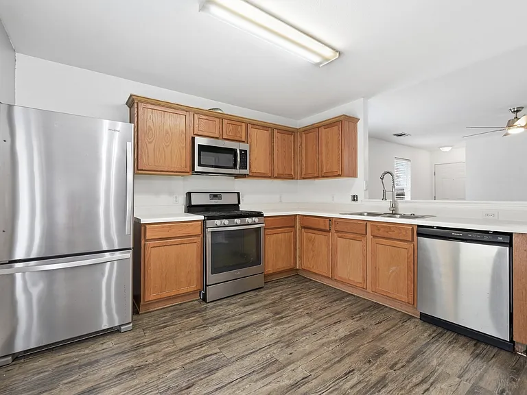 11412 Robert Wooding Dr — Photo 11