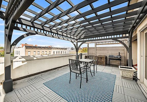 2nd image of 1214 31st Ave APT 9