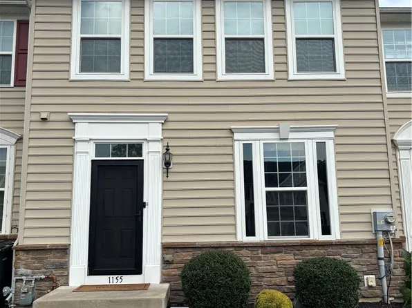 1155 Westminster Dr, Breinigsville, PA 18031