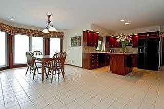 Kitchen / Breakfast Room