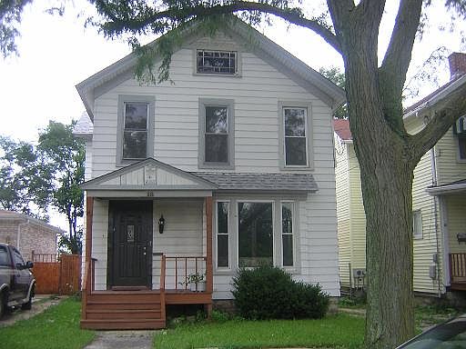 1st image of 18 N Broadway St