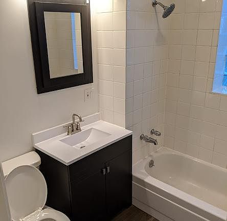 3rd image of 3324 W Belden Ave