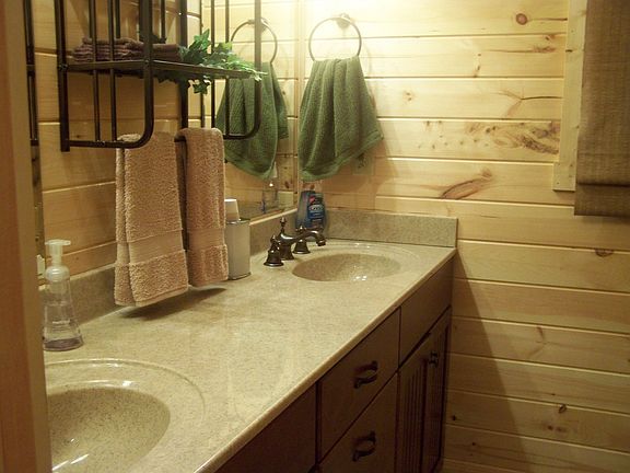 Double vanity in master bath