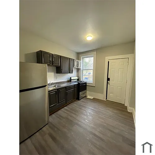 2099 N Dukeland St Photo 1