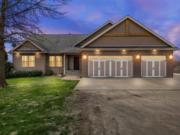 1415 Turkey Run NE, Solon, IA 52333