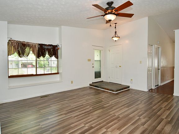 5th image of 4221 Stone Mill Dr