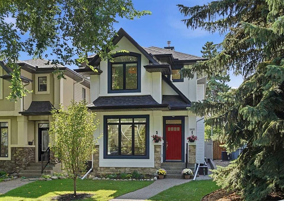 1st image of 2025 N 45th Ave SW