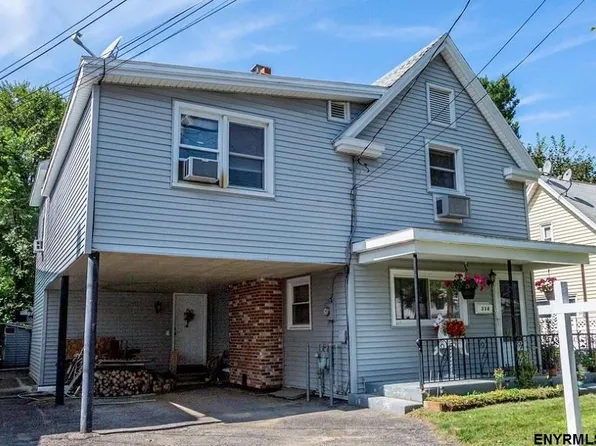 334 11th St, Schenectady, NY 12306