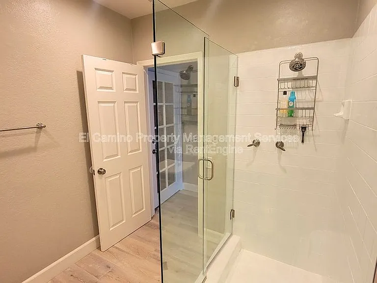 1728 Lake St — Photo 38