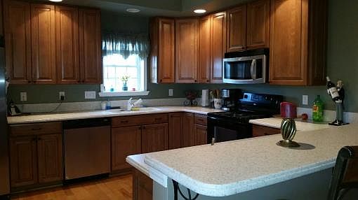 4th image of 1218 Crandell Dr