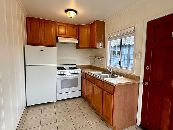 3rd image of 4311-4315 Maryland St #4313