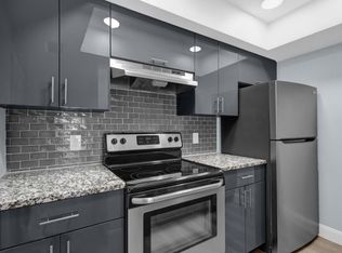 321 Bobby Jones Rd #321, Sarasota, FL 34232