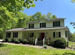 8108 Fisher Rd, Ravenna, OH 44266