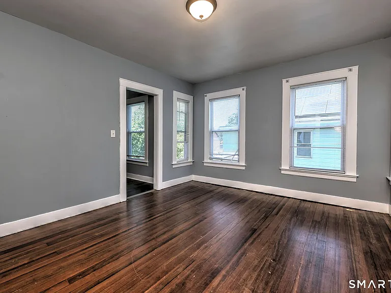 31 Winthrop St — Photo 11