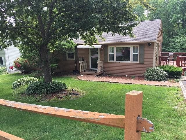 1st image of 48 Westwood Dr