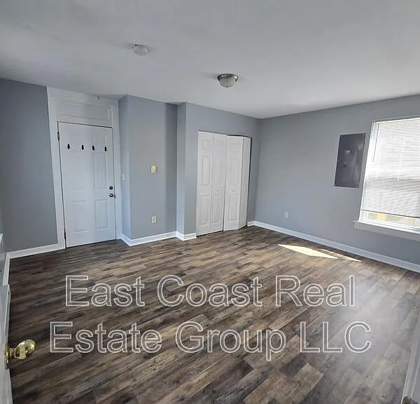 721 2nd St #A — Photo 38