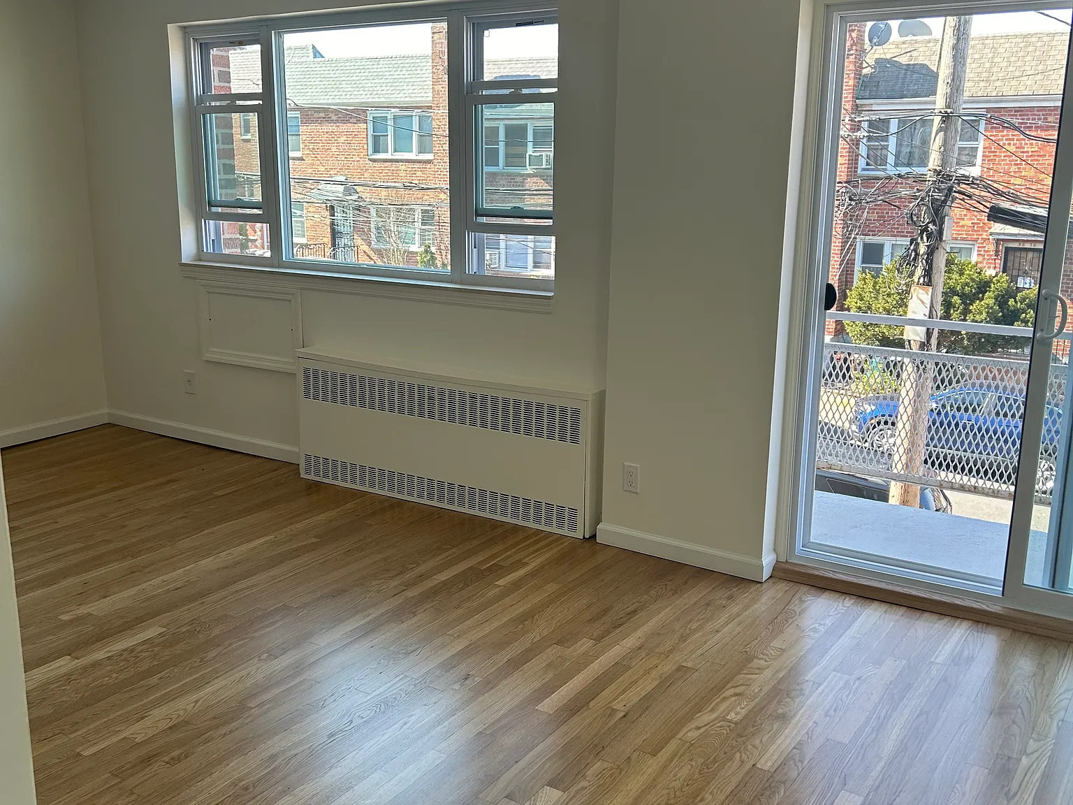 3 bed, 1.5 bath, 1300 sqft, $3,400 — Photo 4