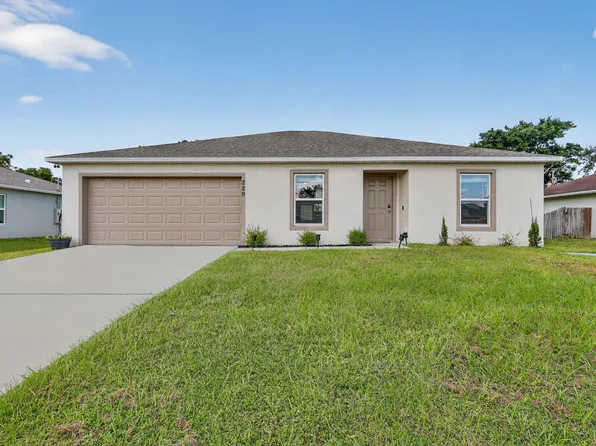 229 SW Starfish Avenue, Port St Lucie, FL 34984
