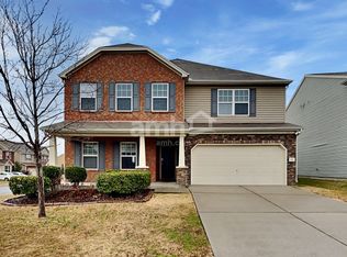 700 White Oaks Dr, Lebanon, TN 37087